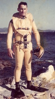 Pierre Girodeau (1958) 1. Vers 1958. Pierre Girodeau equipement copie