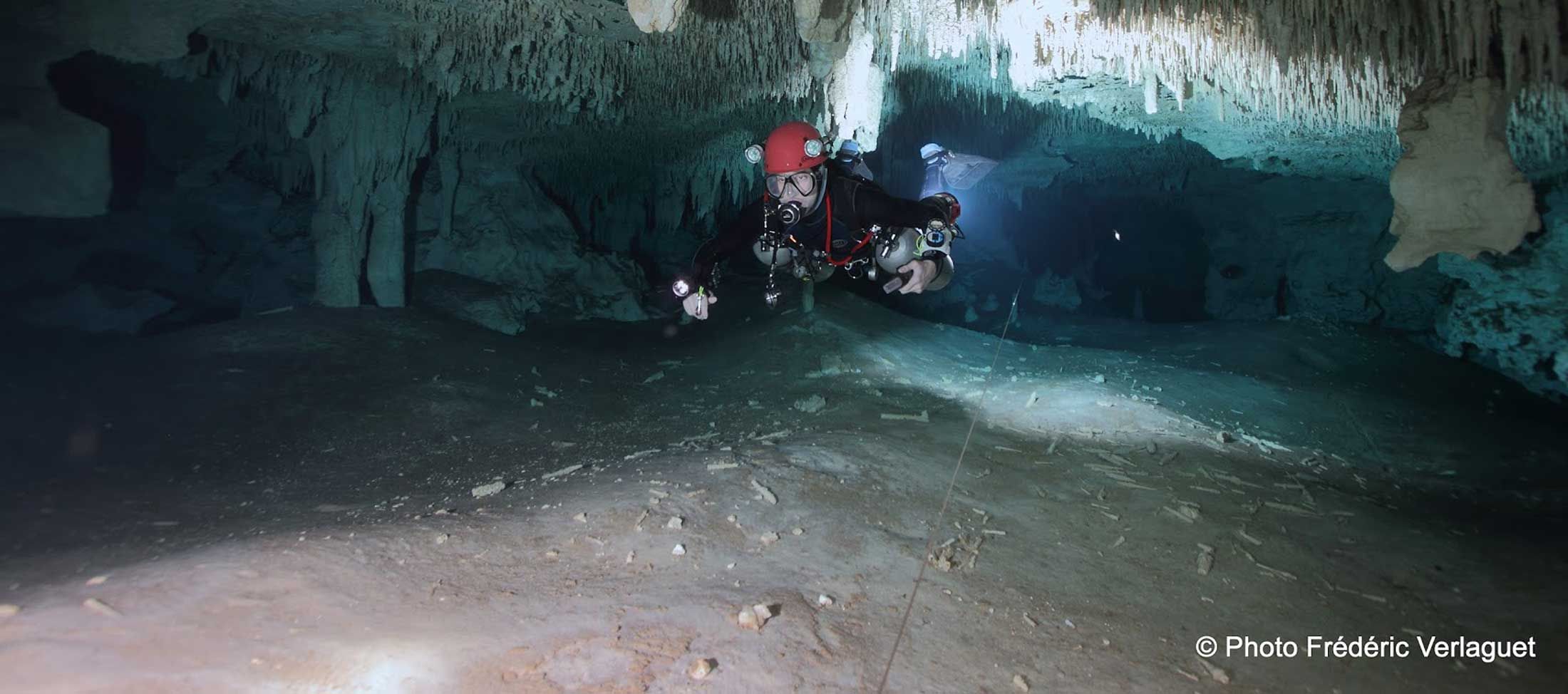 Cenote Dos Pisos